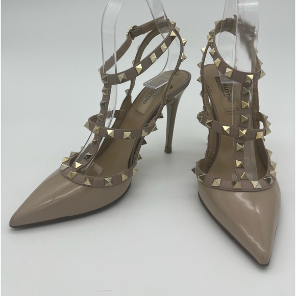 Valentino Garavani Shoes - Valentino Garavani ROCKSTUD PUMPS IN PATENT LEATHER WITH STRAPS 100MM